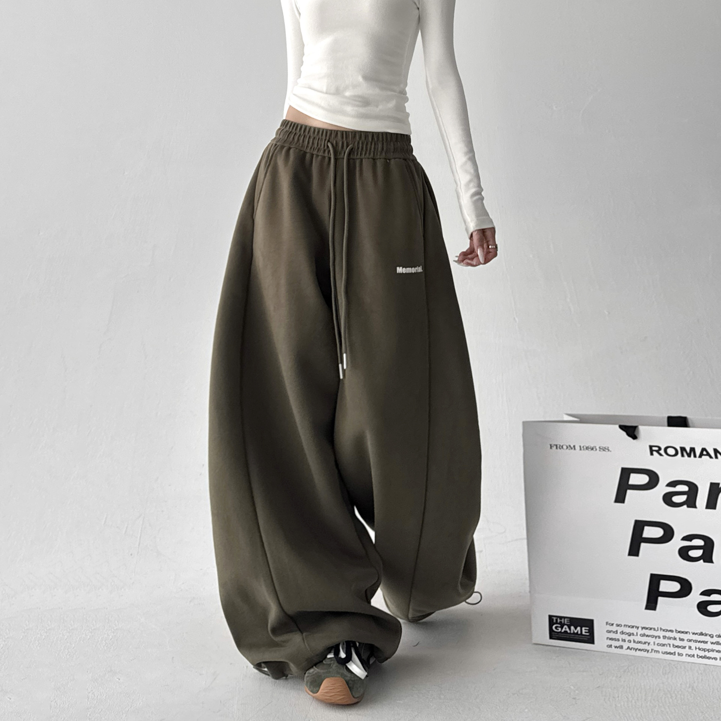 2025秋冬季新款街舞hiphop跳舞阔腿裤女嘻哈宽松束脚运动拖地裤