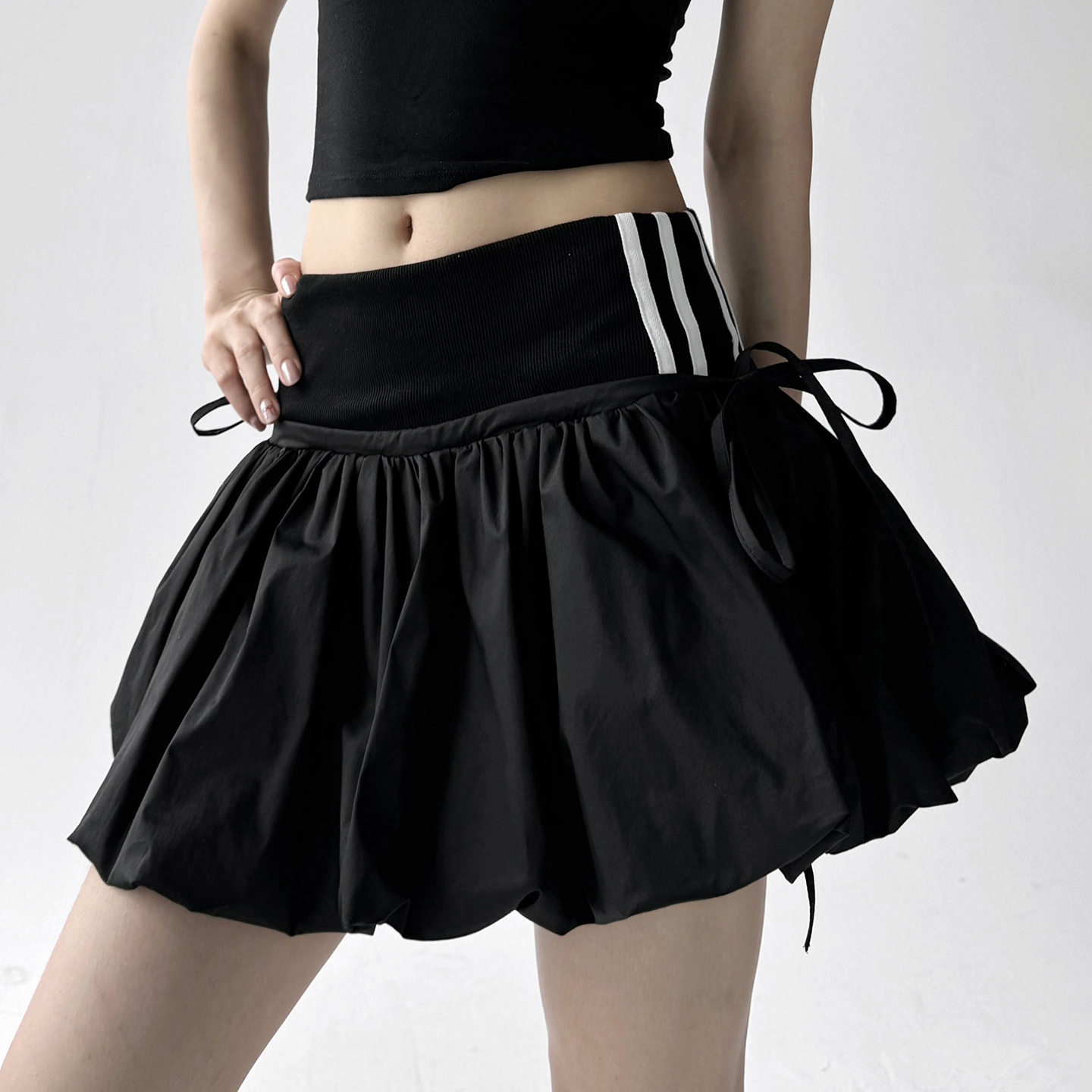 2025夏季新款女装黑色半身裙女高腰显瘦宽松休闲百搭长裙子蛋糕裙