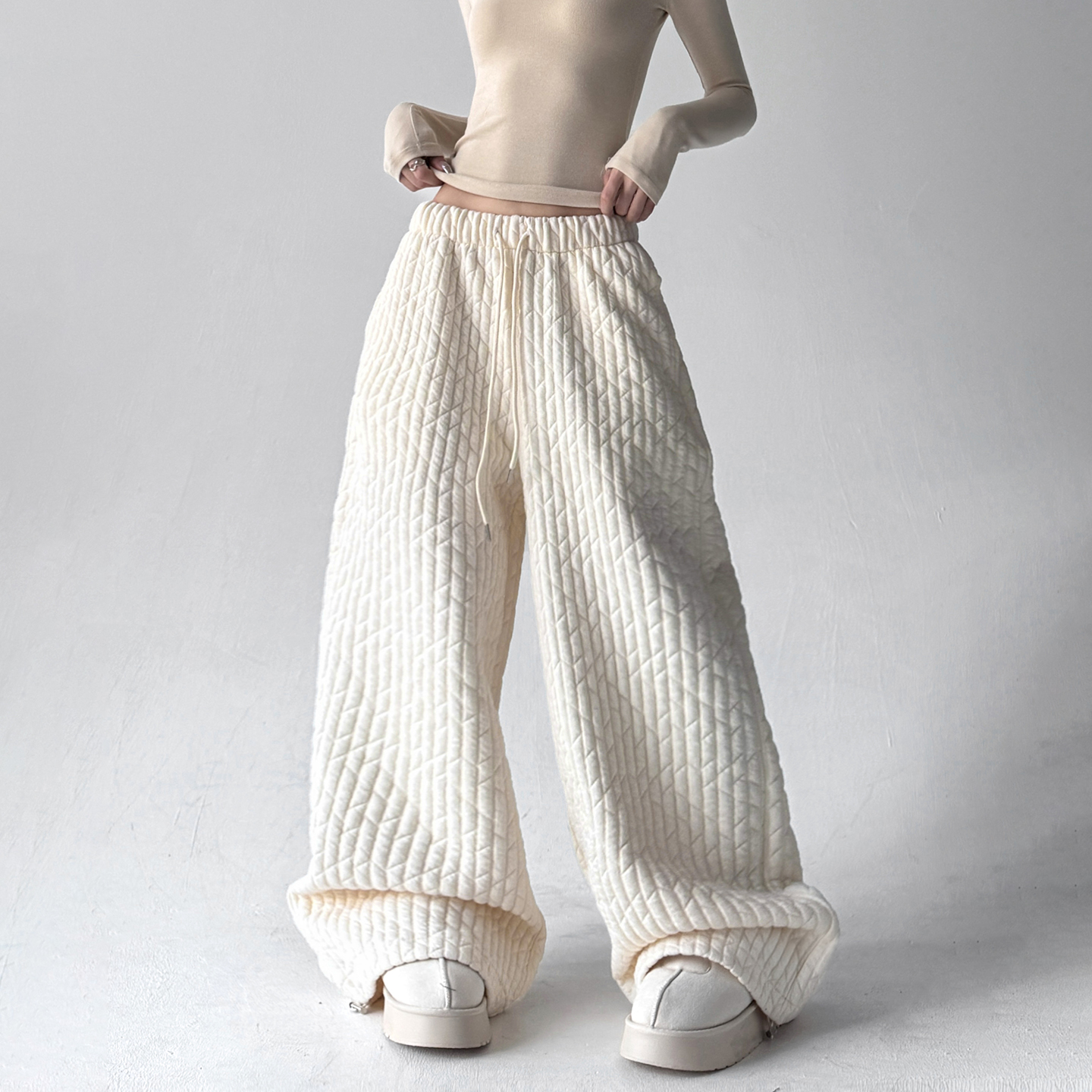 肌理松弛感条纹裥棉直筒休闲裤女2025冬季新款韩版高腰显瘦棉裤