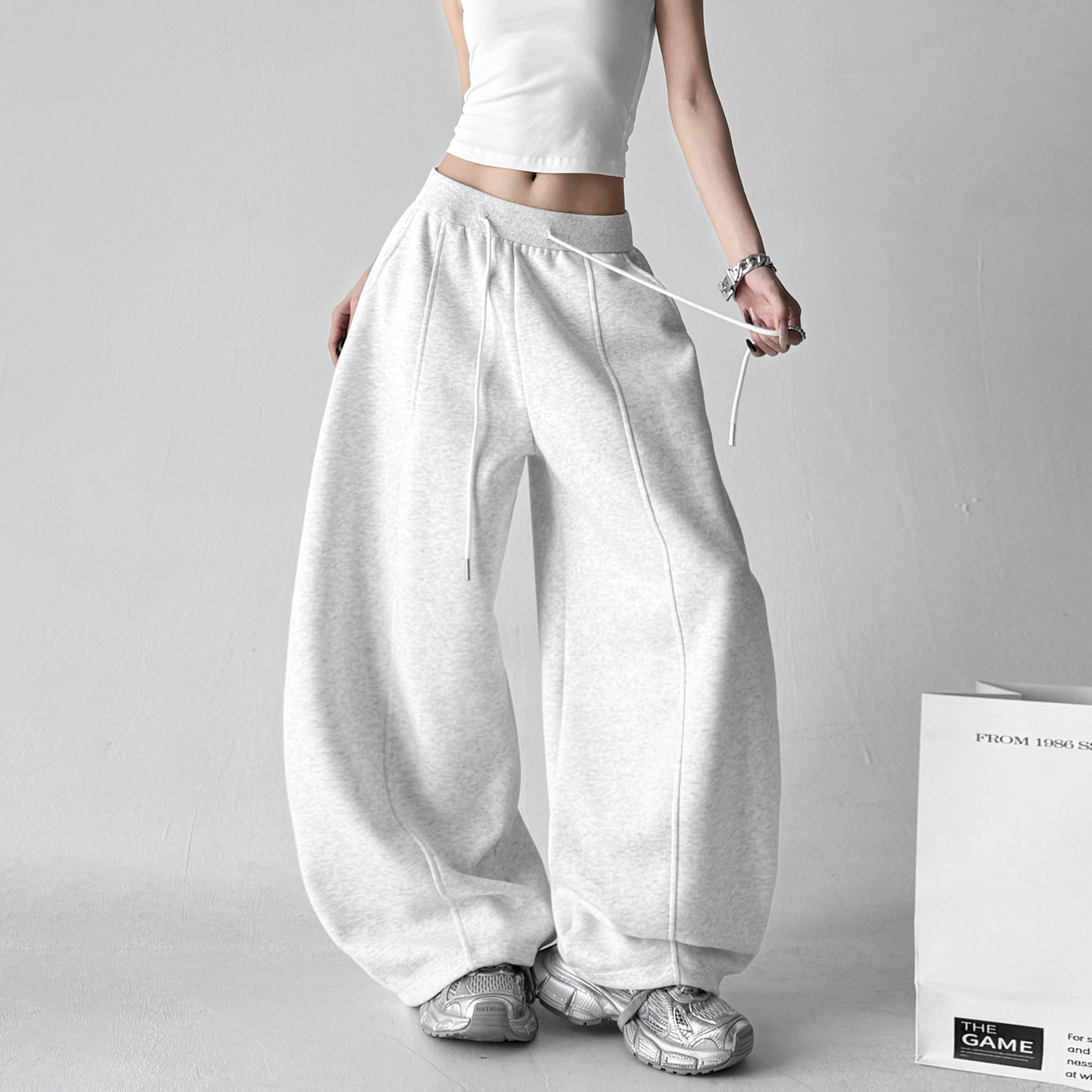 2026新款韩版运动休闲裤女春季新款抽绳阔腿宽松独特弯刀卫裤子,女装/女士精品,卫裤,淘宝优惠券,粉丝福利购,淘宝优惠卷