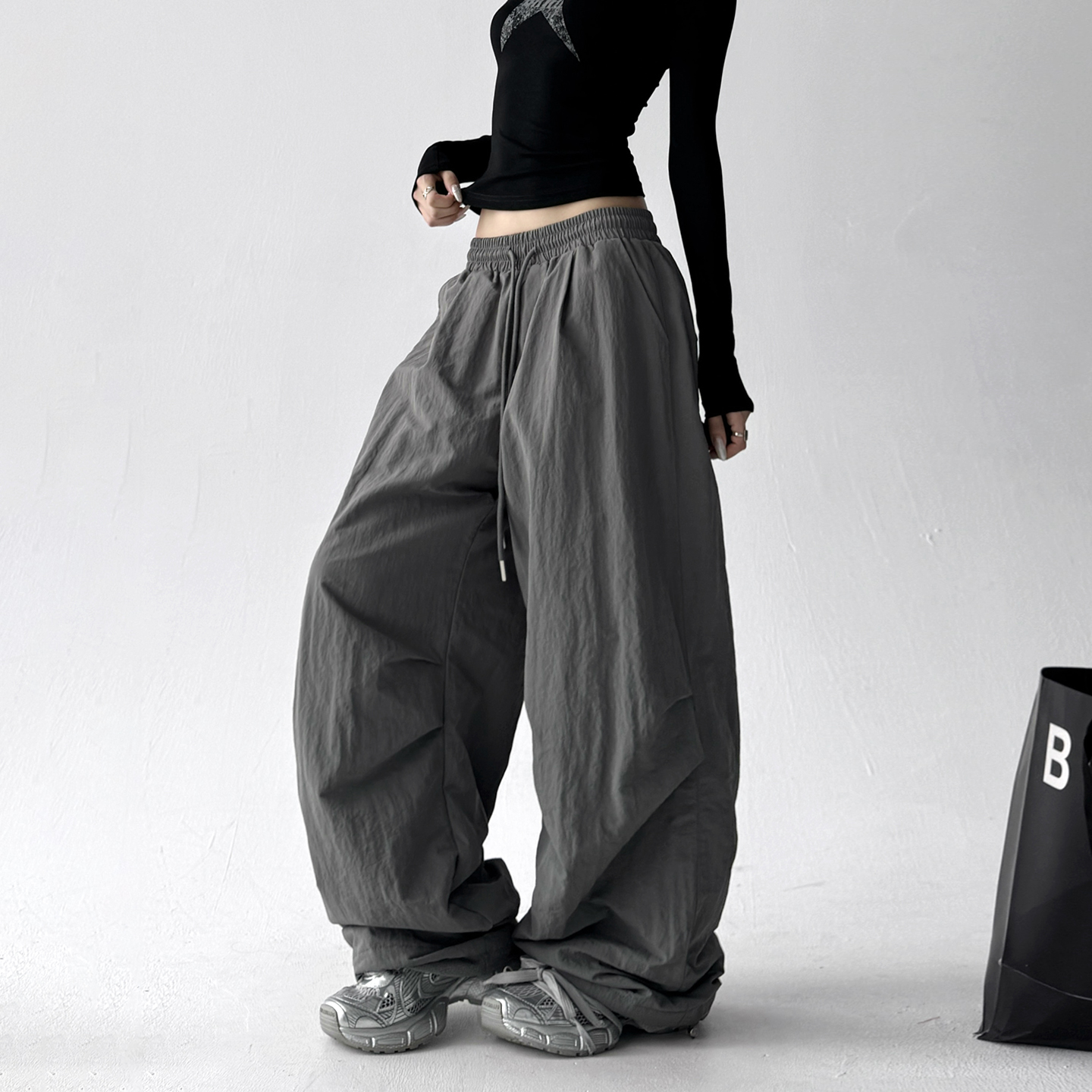 原创直筒工装裤女2025冬季新款厚款宽松高腰休闲降落伞裤滑雪裤