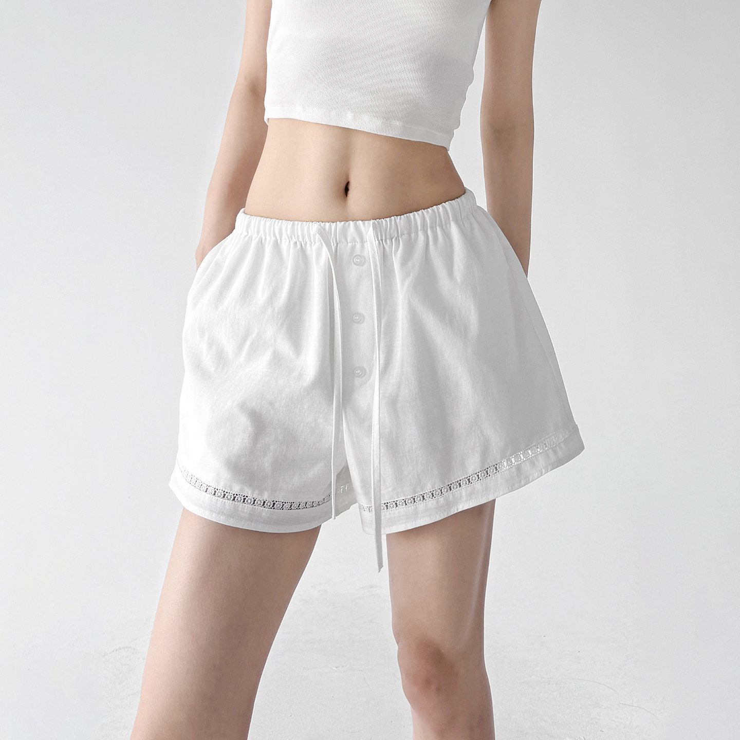白色宽松短裤女2026夏季新款百搭休闲运动裤女款高级感户外短裤图片