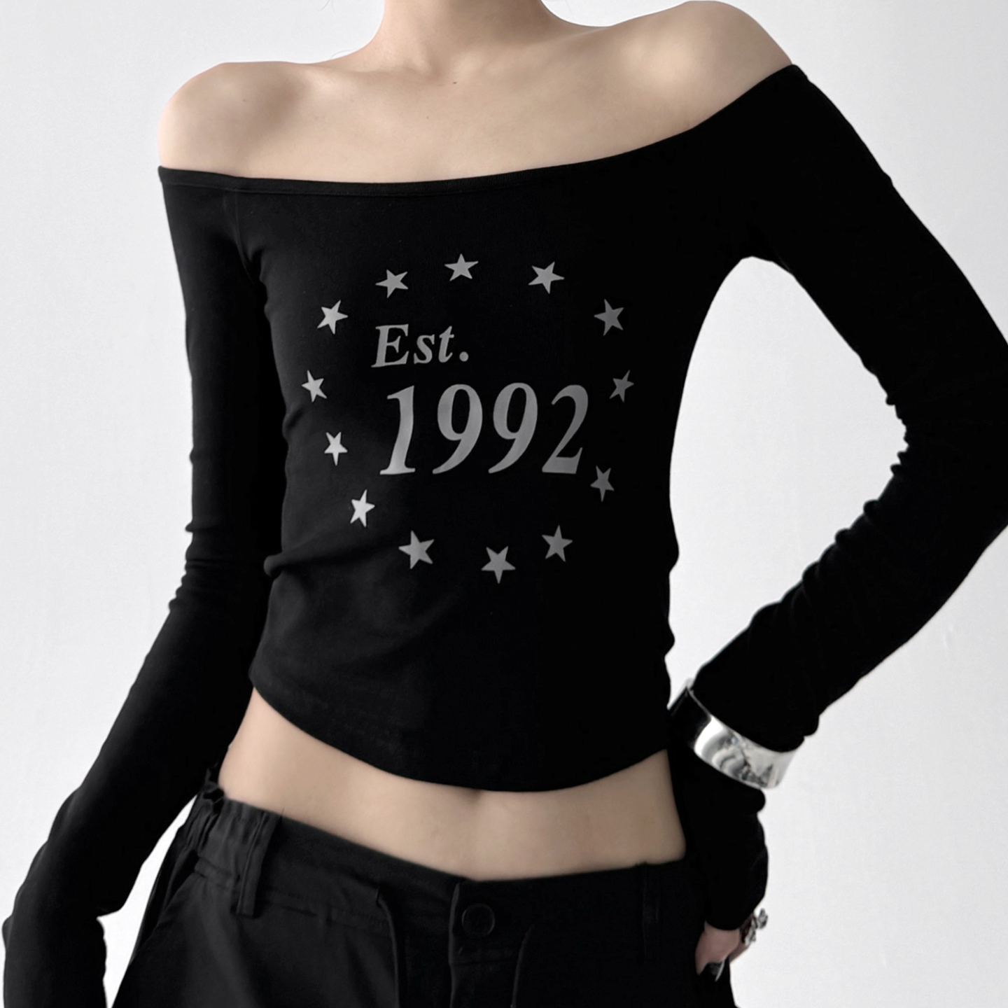 2025早季美式星星印花辣妹数字印花上衣长袖女小众设计露肩上衣