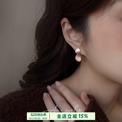 华尔兹金色拉丝耳夹无耳洞女简约轻奢高级感复古通勤气质硅胶耳饰