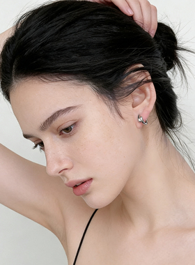 通勤百搭个性ins甜酷风日常高级感几何圆形耳扣气质简约银色耳饰