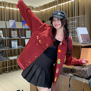 立体花朵红色牛仔外套女春装2025年新款韩版高级感学院风夹克上衣图片