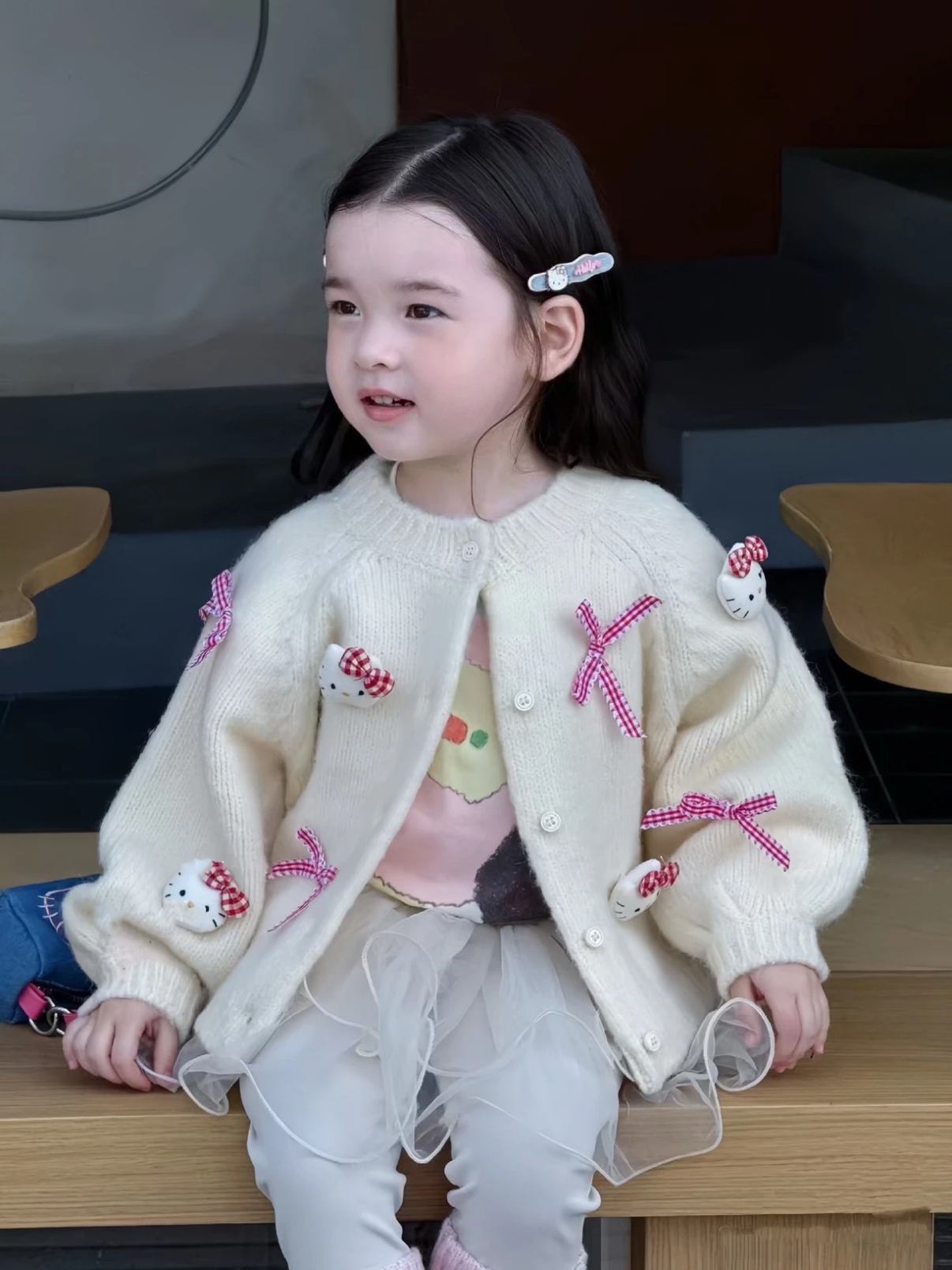 女童kt猫毛衣开衫秋装2025女孩加厚保暖玩偶hellokitty针织衫外套