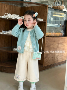 女童秋款毛衣开衫套装2026女孩韩系针织外套+打底衫+花边阔腿裤潮