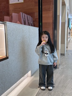 儿童兔八哥卫衣套装秋冬装2025男女童连帽卫衣外套条纹裤子两件套
