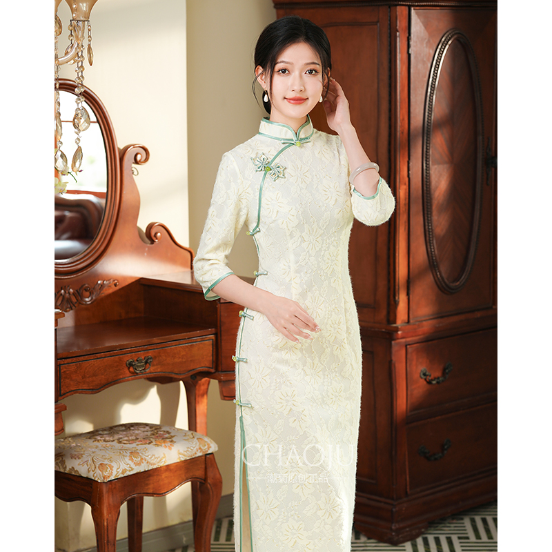 新中式长袖旗袍改良年轻款少女2023新款高端气质白色礼服日常秋款