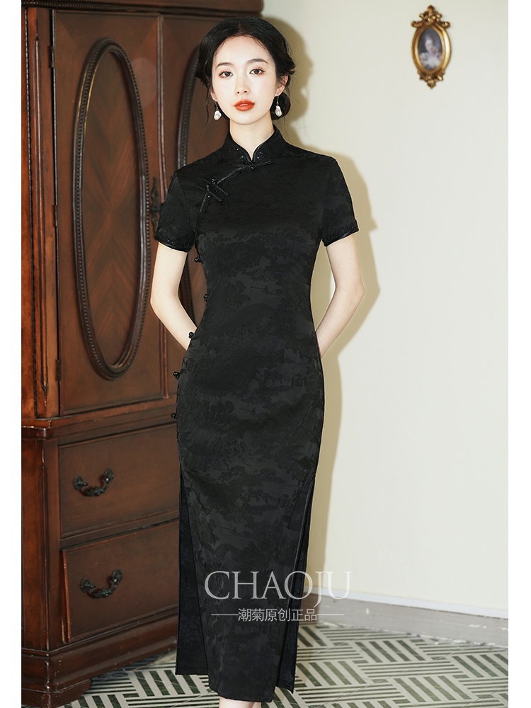 Black cheongsam female new Chinese -style beautiful improvement new model 2024 new young summer large size can wear noble daily