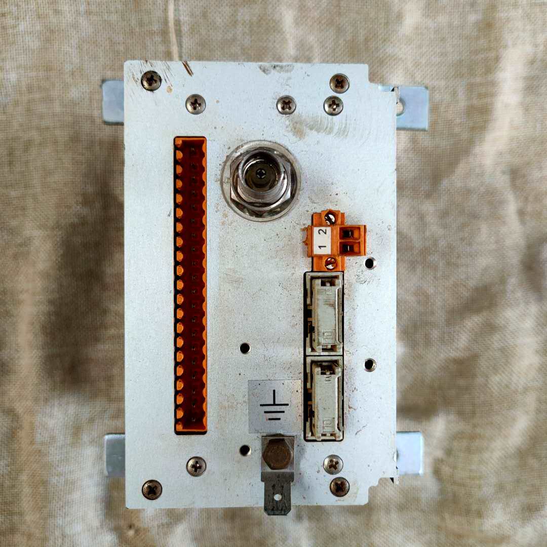 海目星激光切割机 eg8030a 普雷茨特随动调整盒precitec