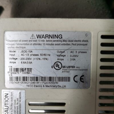 东元TSTE15C JSDE-15A 220V 伺服电机驱动器