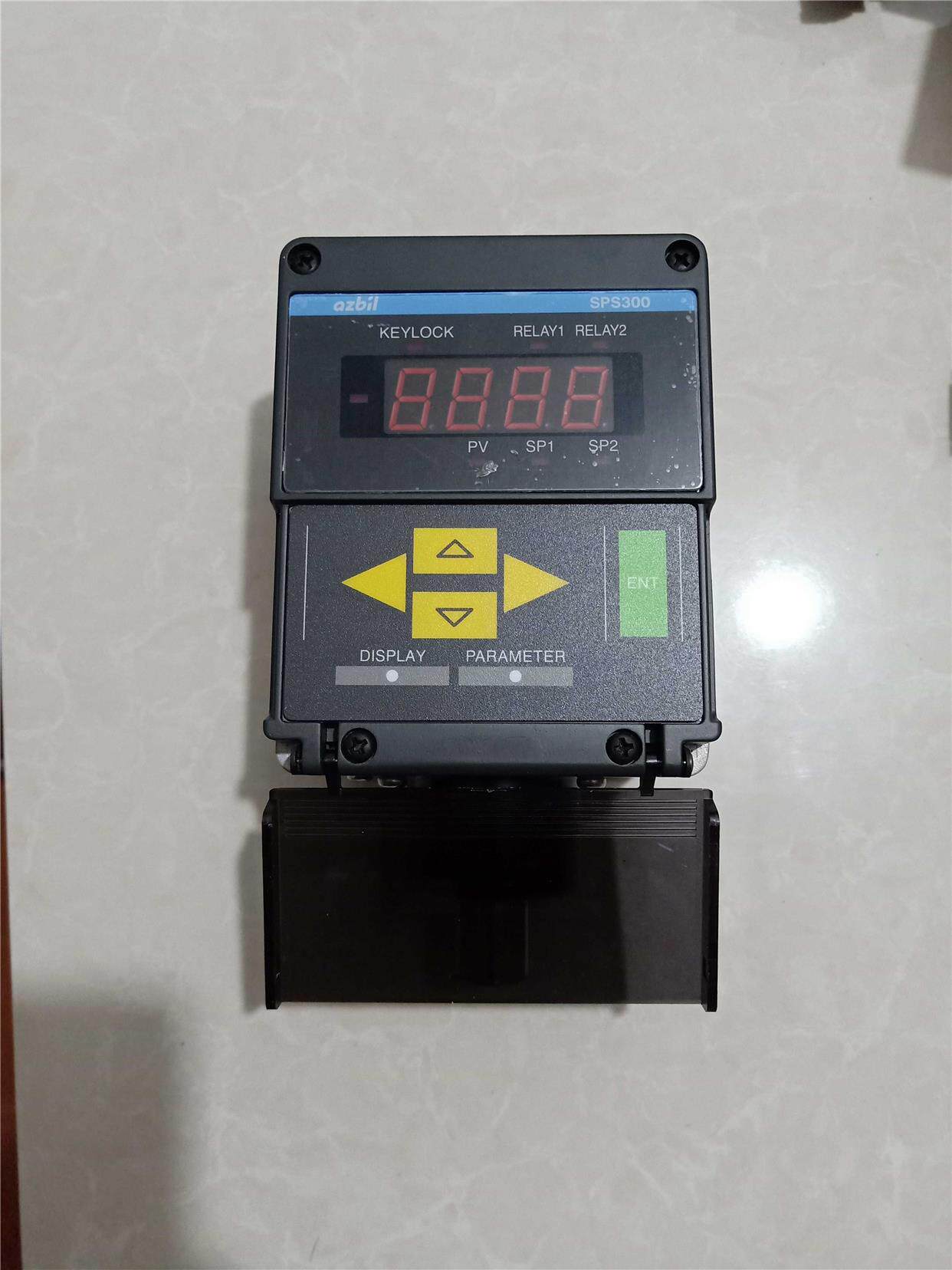 二手控 sp实s3020温控器 制器 sps300b03a20d kft原装 物图