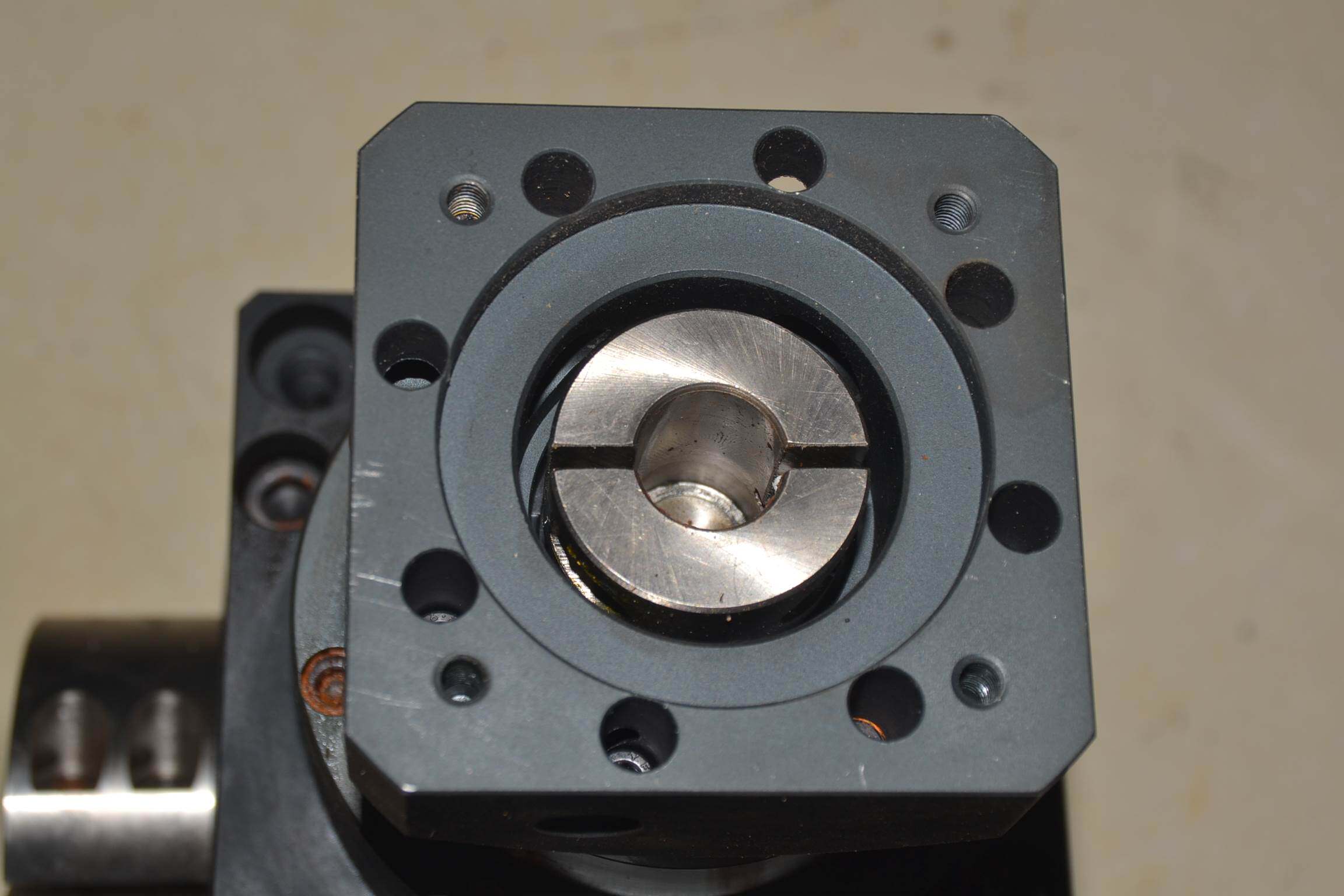 gtc ws150f-100-19-70-90-m6 90度转角精密行星减速箱100:1 98n