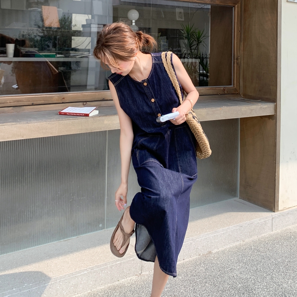 声雨竹韩版慵懒风休闲牛仔连衣裙女夏季2025新款宽松显瘦气质无袖