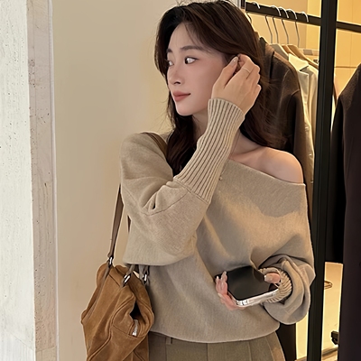 心机纯欲风一字肩露肩针织衫女秋冬高级感慵懒性感毛衣内搭上衣潮