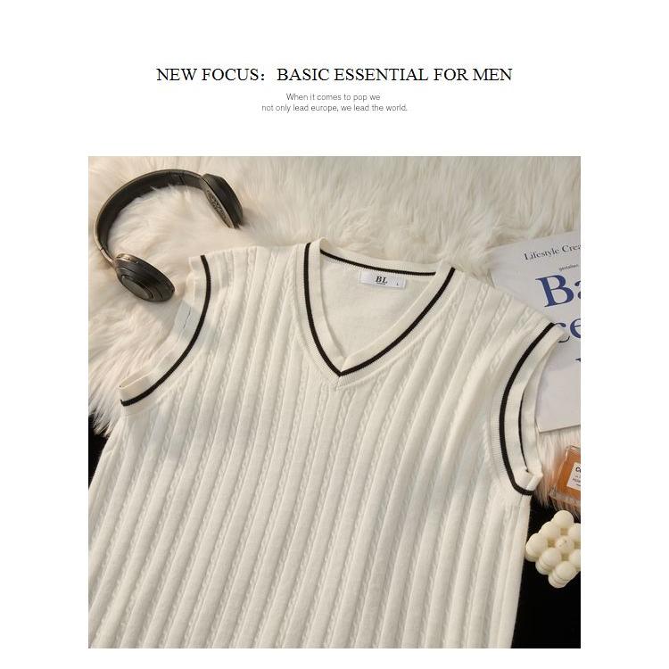 V领短袖毛衣男半袖鸡心领大码秋冬季厚款保暖打底修身百搭针织衫