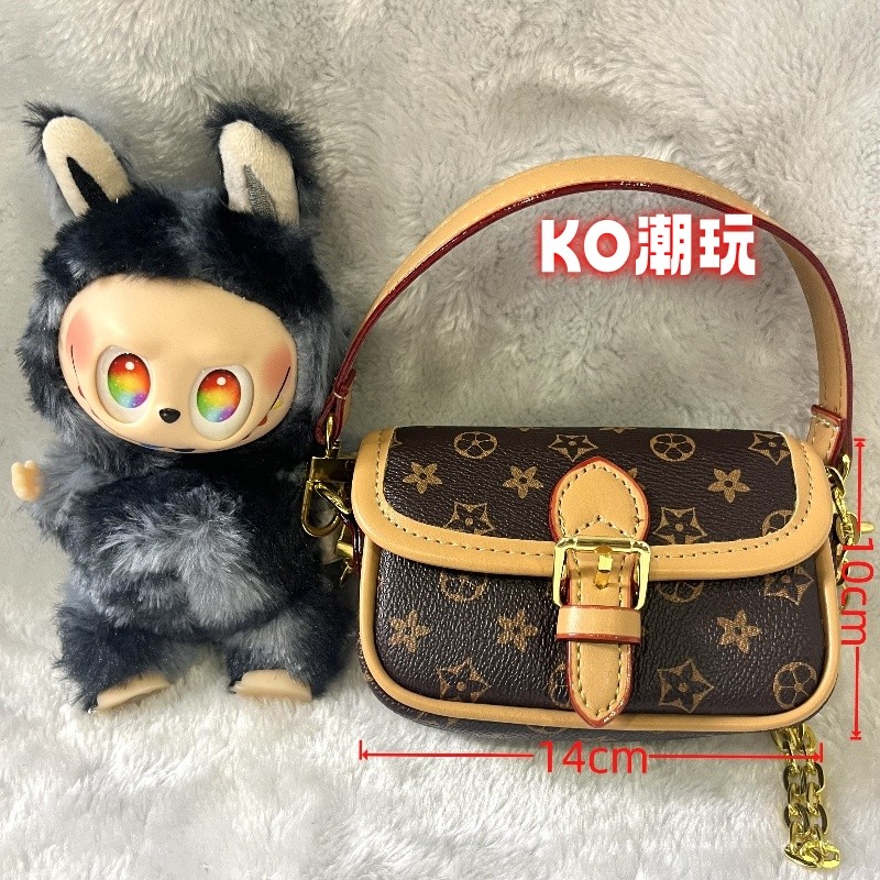 迷你钥匙包斜挎耳机包口红包车挂包挂件可爱女生包创意玩偶包挂件