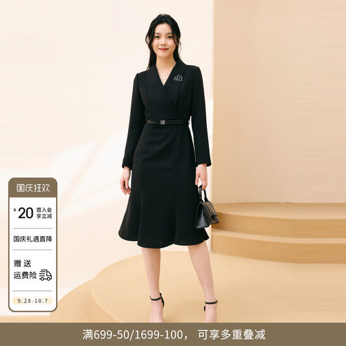 黑色长袖连衣裙