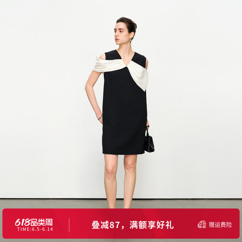 黑白拼接连衣裙