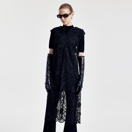 婉甸2026春季新品黑色立体绣花X型无袖微透古典连衣裙1251N03ZY1