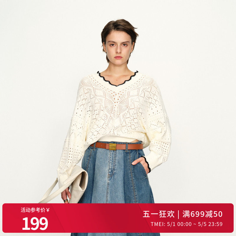 婉甸象牙白镂空毛织套头衫甜美风针织衫1241W31RX3