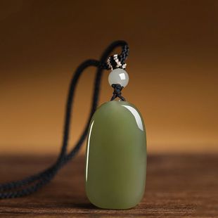 和田色玉平安无事牌吊坠男女项链挂坠平安好运事事顺遂挂件百搭