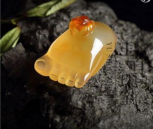 天然冰种红玉髓知足常乐脚丫子平安扣吊坠玛瑙男女款佛观音玉佩