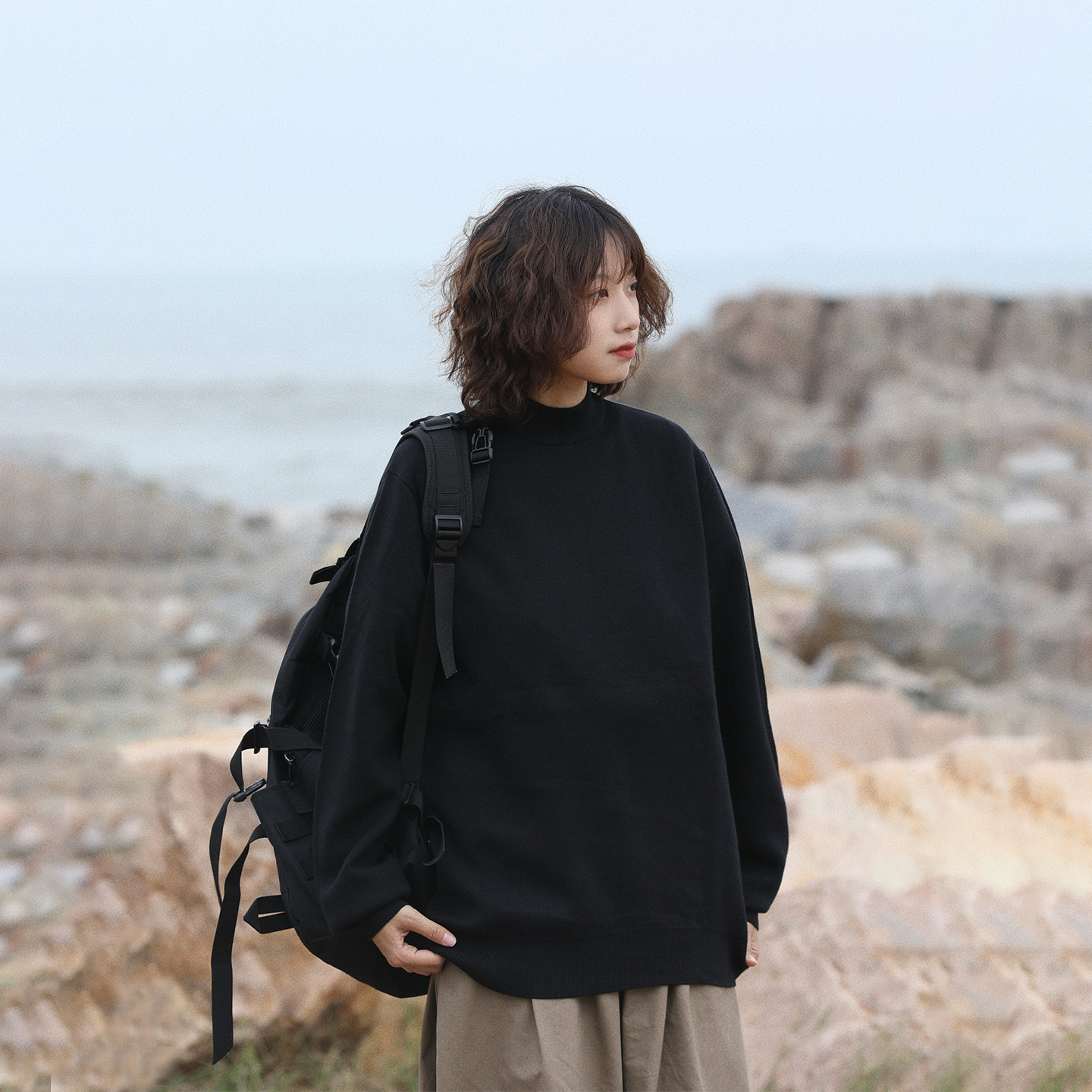 阿于呆日系复古纯色基础圆领毛衣