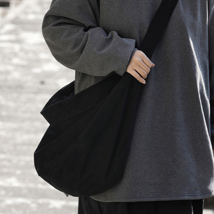 阿于呆复古双拉链大容量斜挎包男女通用帆布包简约休闲运动单肩包