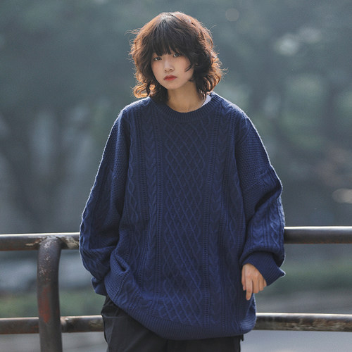 阿于呆宽松复古圆领麻花毛衣