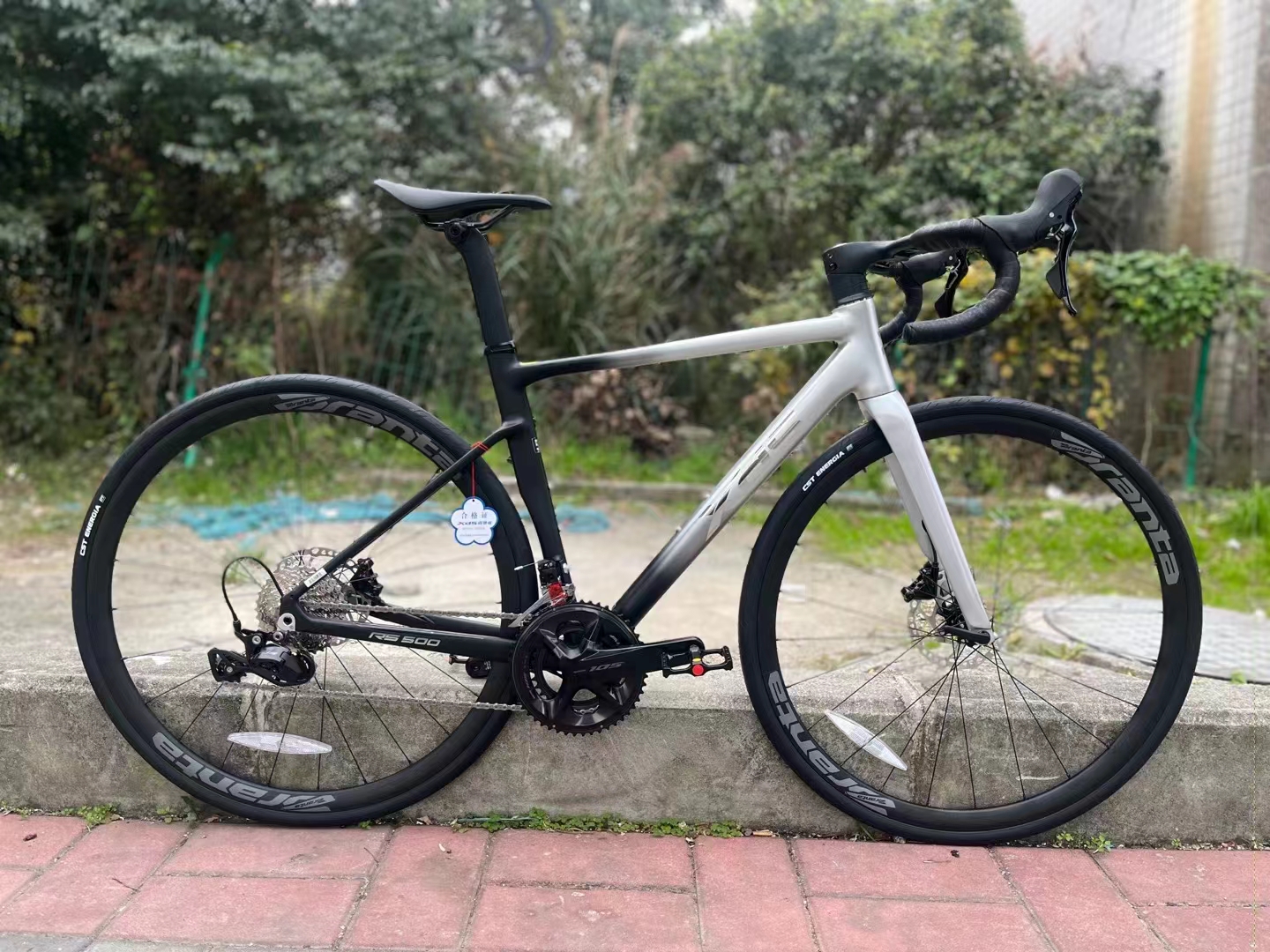 XDS喜德盛 RS500公路车 超轻铝架碳叉105大套油碟