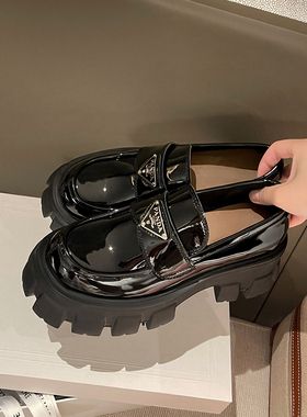 小羊轻奢真皮厚底乐福鞋女2025新款秋冬加绒黑色增高一脚蹬单鞋子