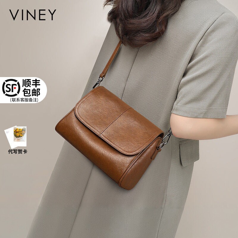 Viney包包2025新款秋冬真皮女包斜挎包软皮枕头包单肩复古腋下包