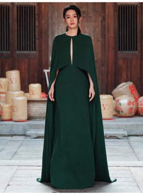 Julianne Moore同款红毯礼服裙披风斗篷连衣裙2024新款红色新娘女