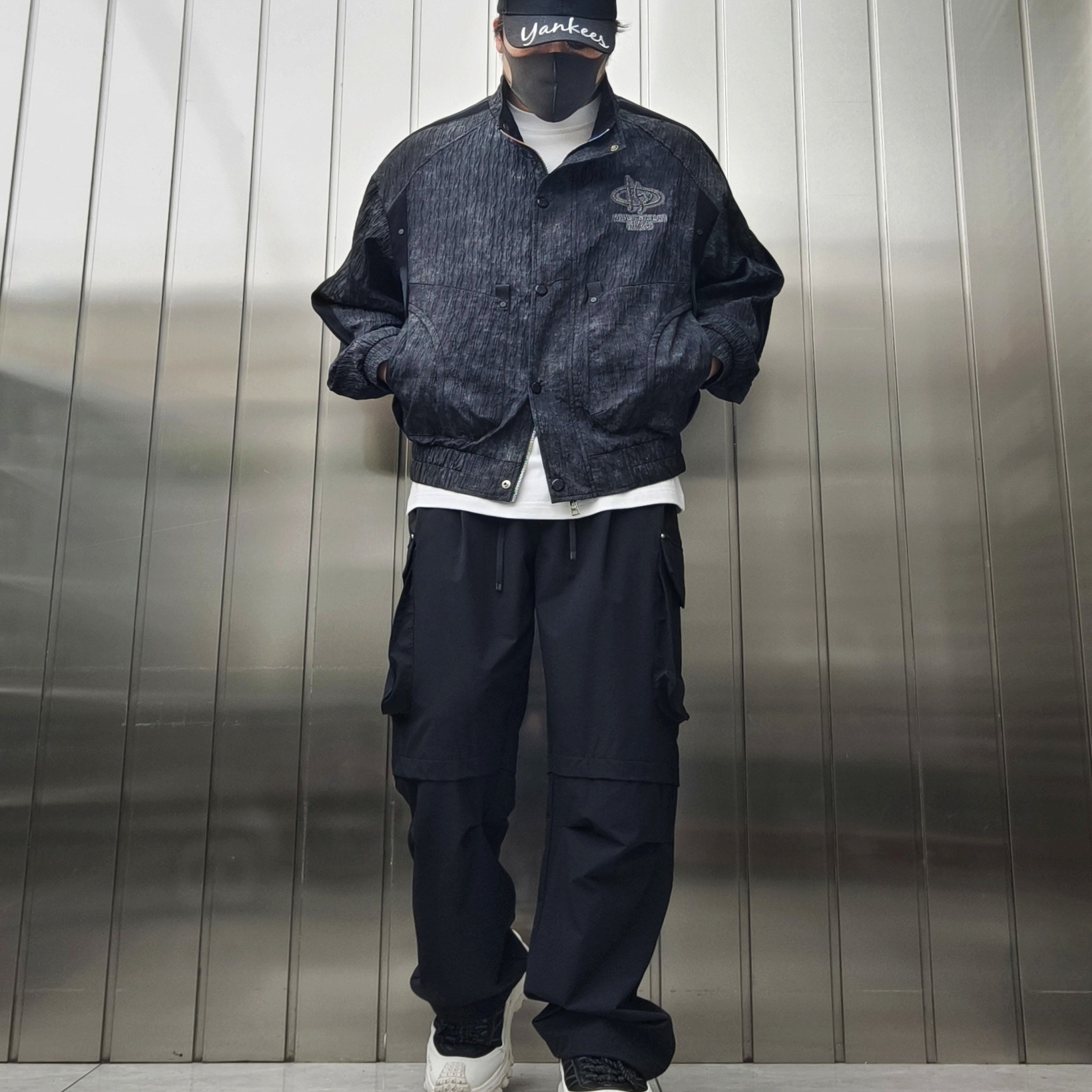 设计感春夏新款潮牌休闲立领夹克男宽松薄款压皱提花刺绣时尚外套