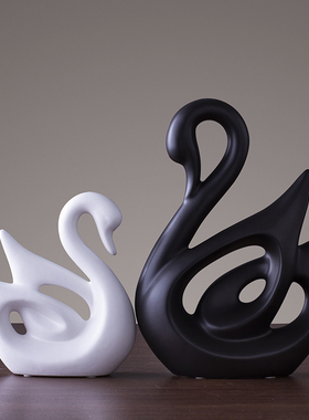 黑白情侣天鹅摆件北欧简约创意客厅新房酒柜装饰品陶瓷结婚礼物
