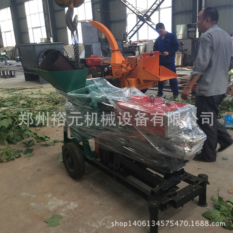 可定做大中小型移动式木屑粉碎机 电启动柴油动力木材粉碎机