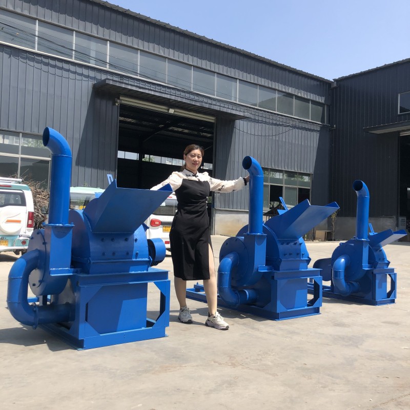 芦苇蒿草树枝粉碎机 移动式竹木削片净片机 轻便省力的果枝碎枝机