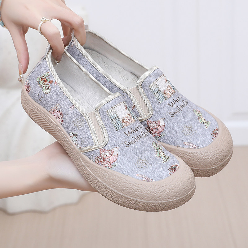 2025春季新款老北京布鞋女透气轻便防滑单鞋时尚百搭一脚蹬妈妈鞋