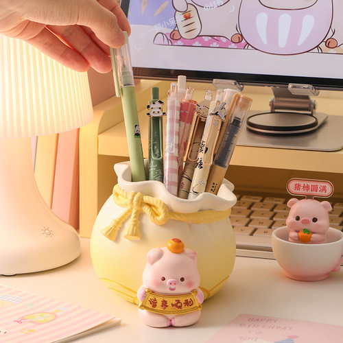 创意小猪诸事顺利笔筒装饰摆件