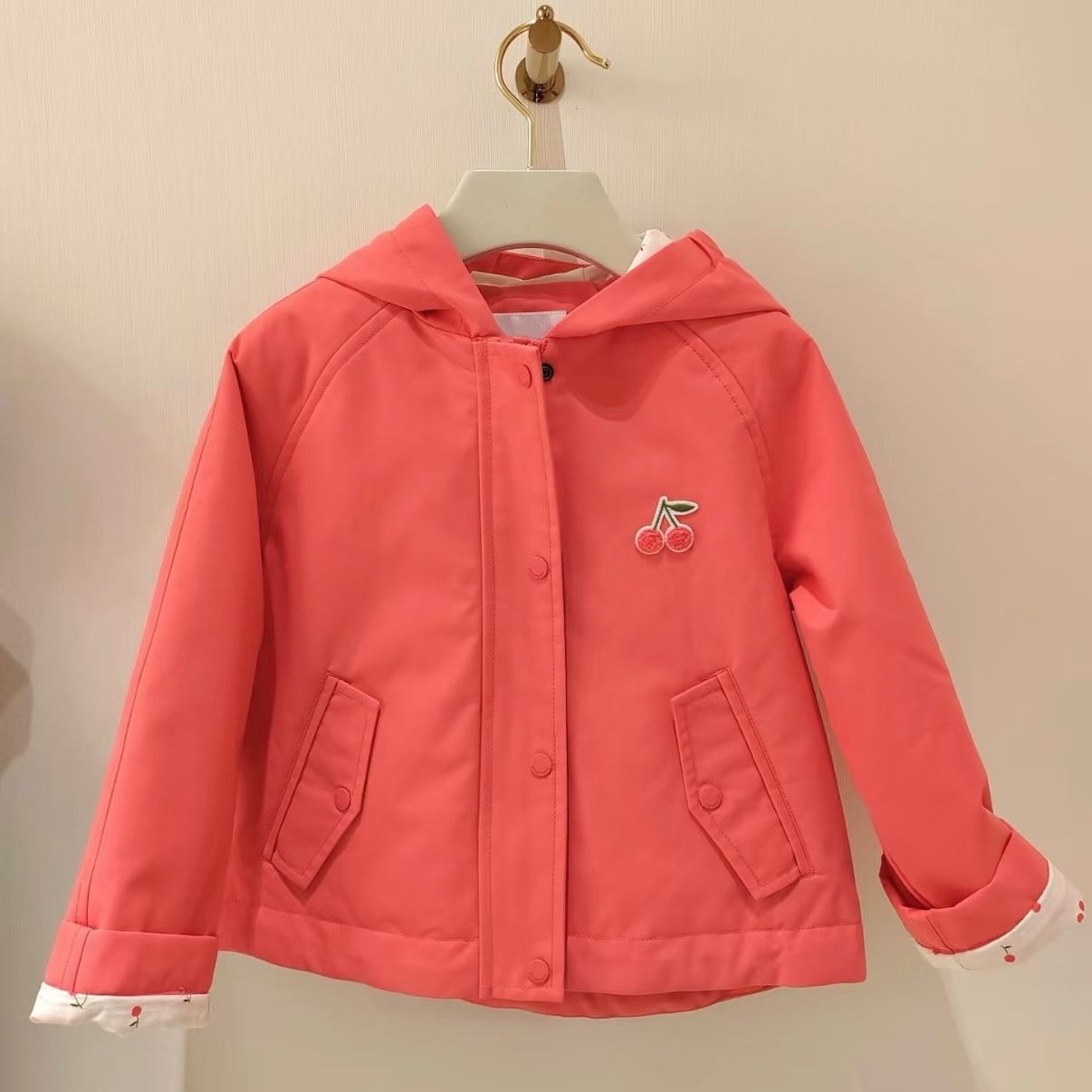 春季新品女童法式毛巾绣樱桃西瓜红薄棉风衣连帽外套上衣夹克