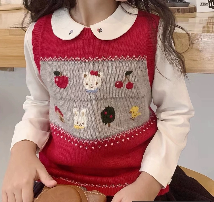 日本皇室 秋冬新品 女孩儿童手工绣学院风小樱桃提花红色针织背心
