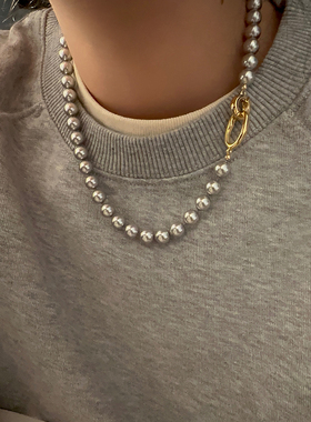 正圆强光打结施家灰真多麻珍珠项链轻奢高级感多种戴法锁骨毛衣链