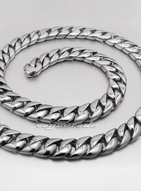 闪亮时尚风钛钢项链