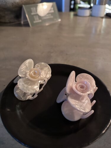 TGL 25ss山茶花韩女发抓 半扎发 高品质醋酸抓夹 白色/粉色
