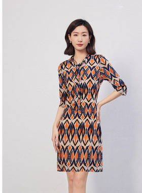 圣轩尼夏装针织飘带V领中长款修身透气连衣裙女 E343