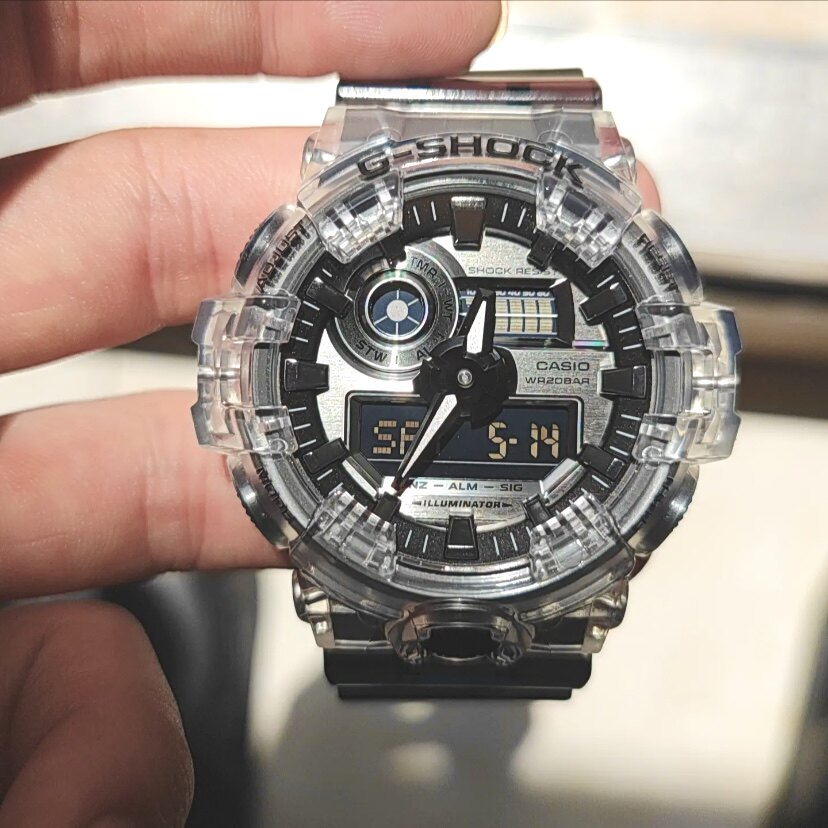 卡西欧casio冰韧学生男女g-shock运动防水ga-700sk电子透明手表