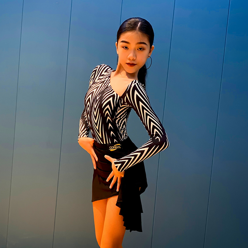 拉丁练功服标准比赛演出服
